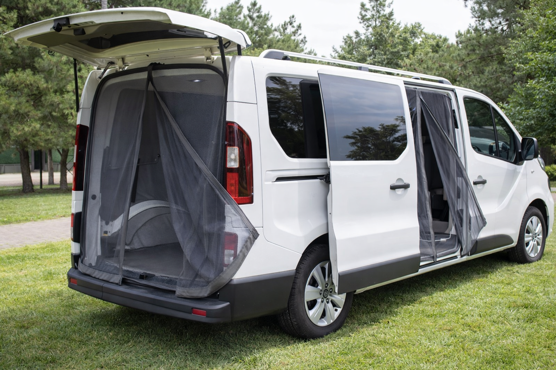 Moskitonetz Heckklappe passend für Nissan NV300 / Primastar (ab 2016) – H1 Standarddach - MB Luxury Design